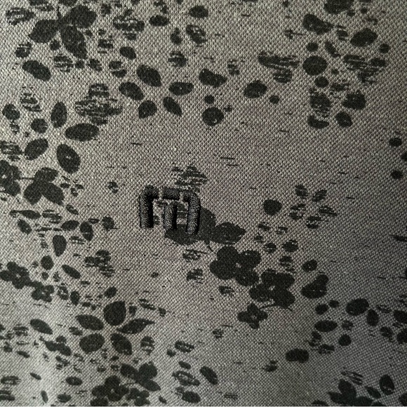 Travis Mathew short sleeve polo shirt XL Gray floral Mens Pima cotton blend Golf - Picture 4 of 8